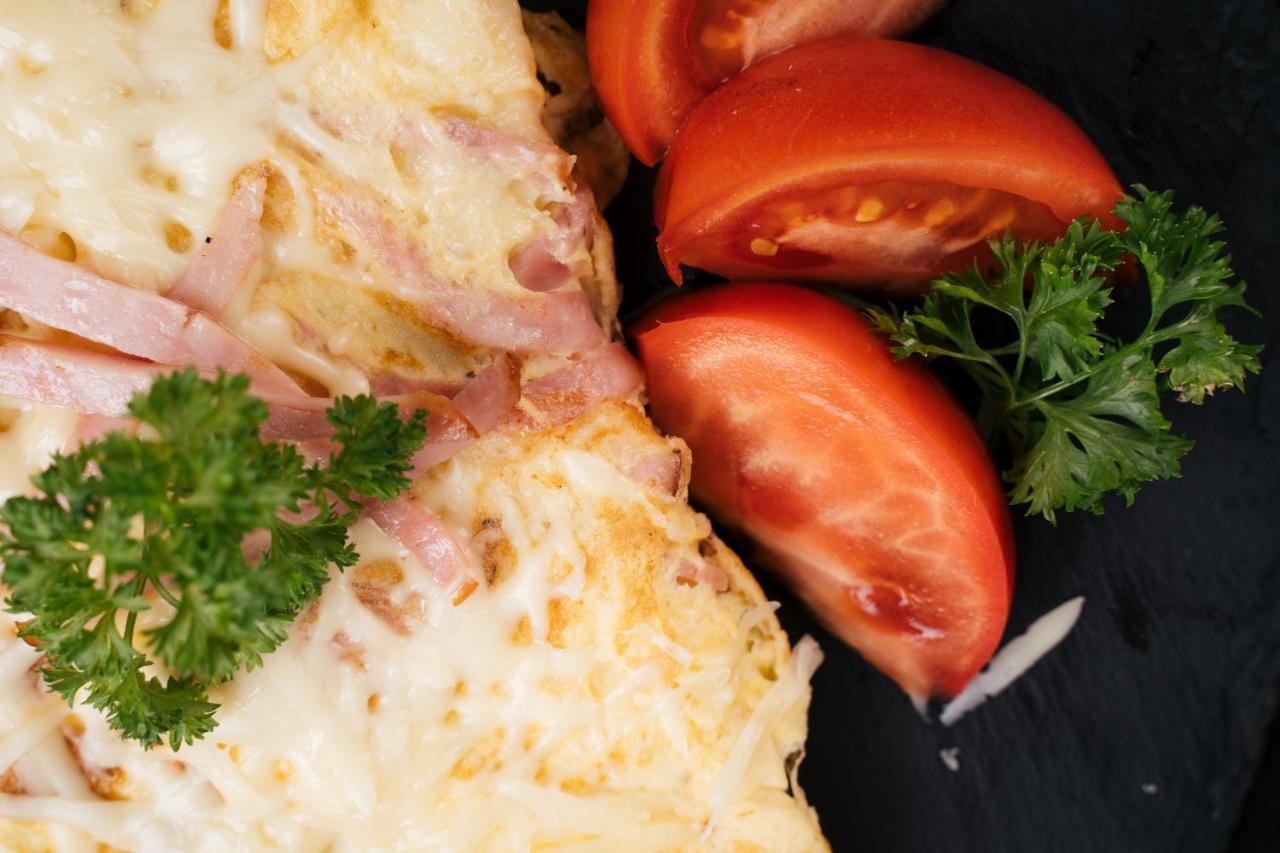 Areo Hotel & Restaurant Bradesti Zewnętrze zdjęcie